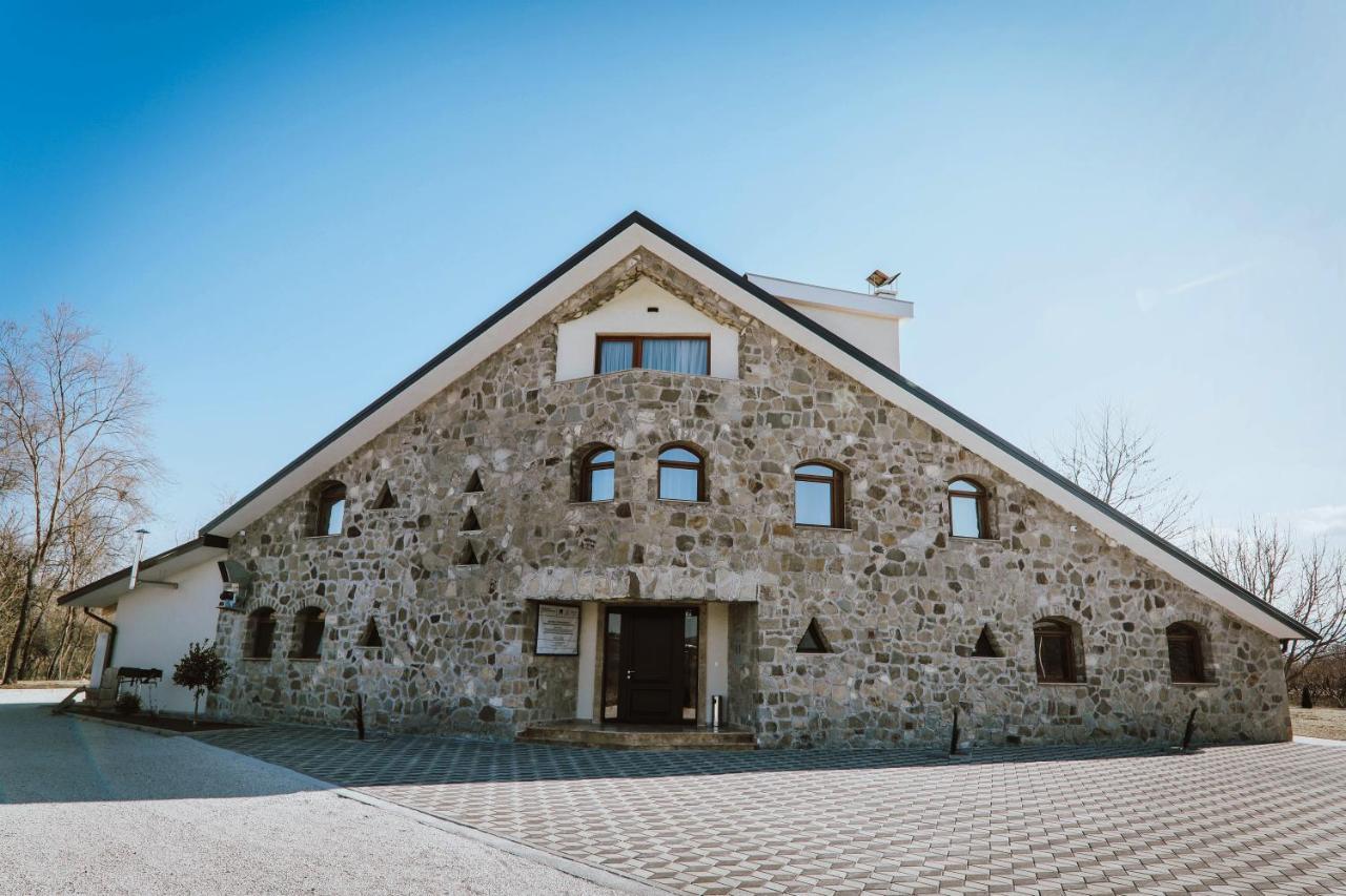 Lazar Winery Tourism B&B Rosoman Exteriér fotografie